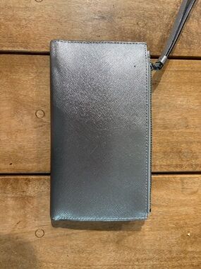 Kate Spade Metallic Silver Zip Wristlet/Wallet